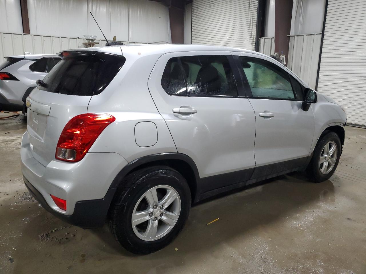 2019 Chevrolet Trax VIN 3GNCJKSB1KL389815 Copart auction photo, front end damage thumbnail 3