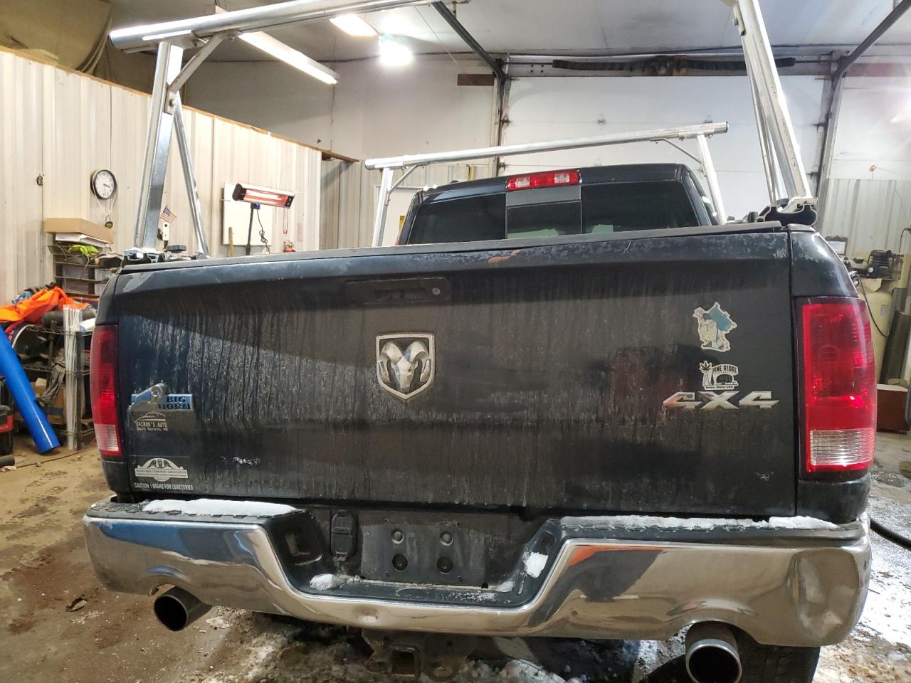 2014 RAM 1500 VIN 1C6RR7GT1ES259864 Copart auction photo, front end / minor dent/scratches damage thumbnail 6