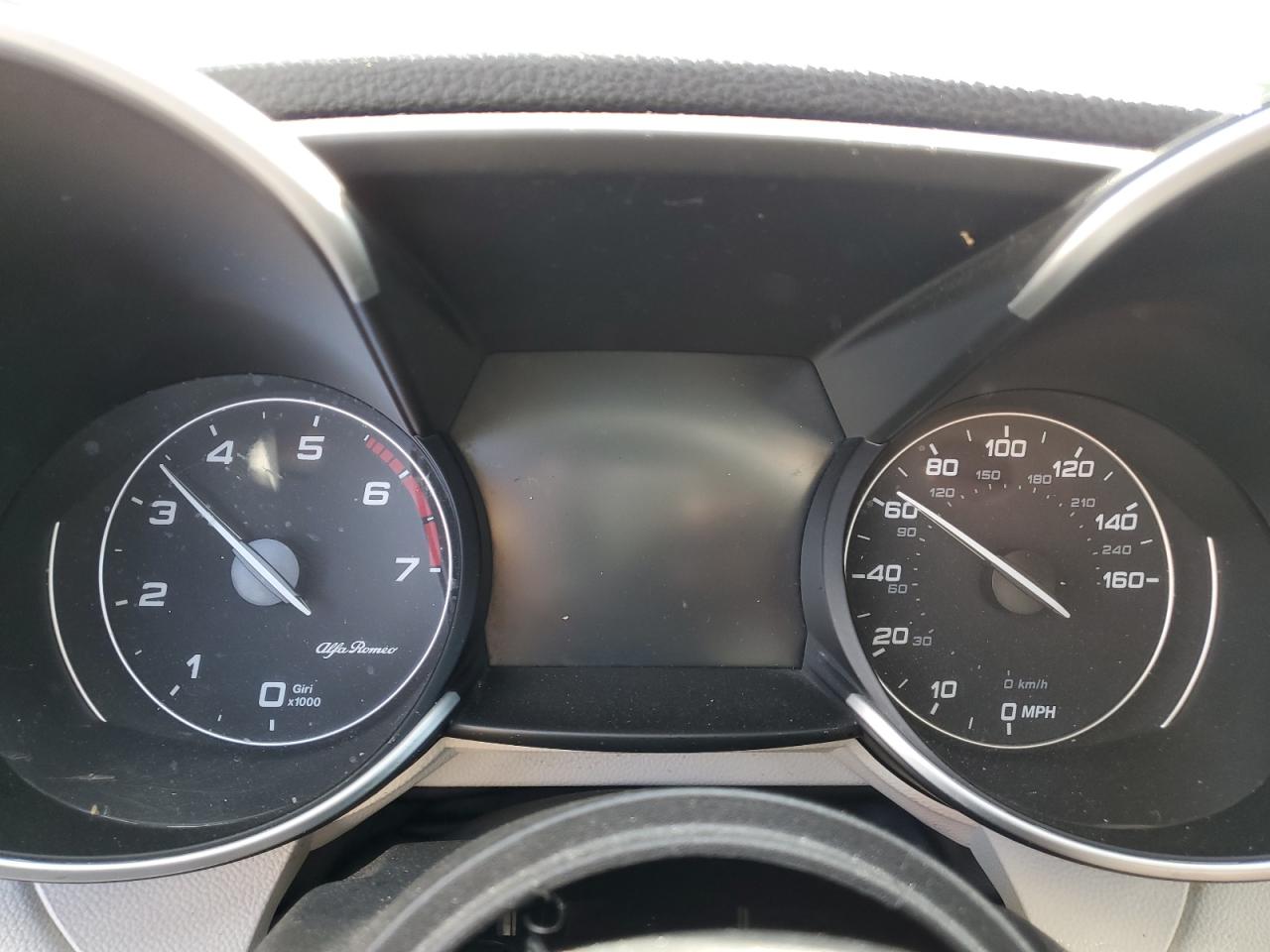 2018 Alfa Romeo Giulia VIN ZARFAECN0J7566637 Copart auction photo, front end / side damage thumbnail 9