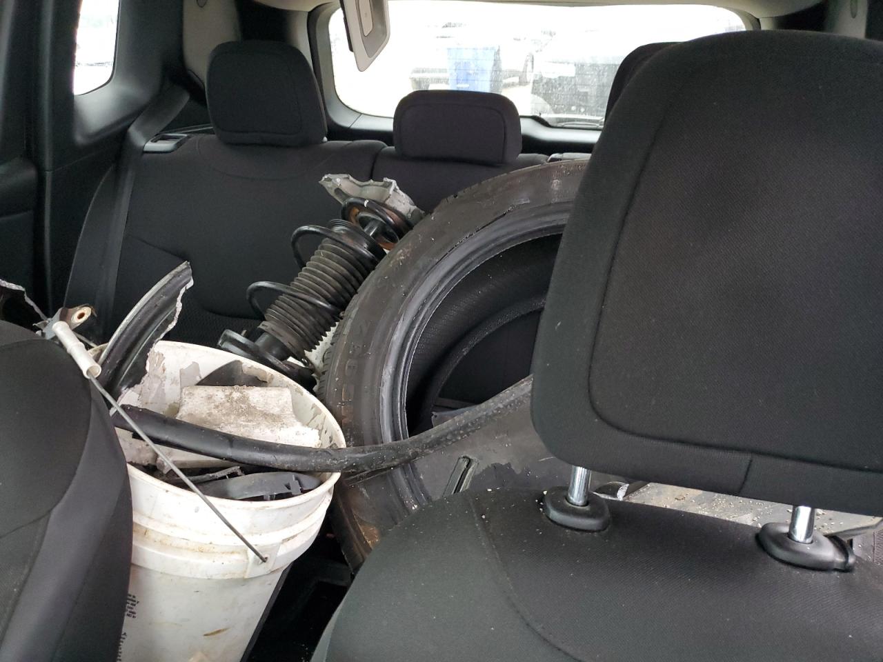 2018 Jeep Renegade VIN ZACCJABB0JPH48676 Copart auction photo, side damage thumbnail 10