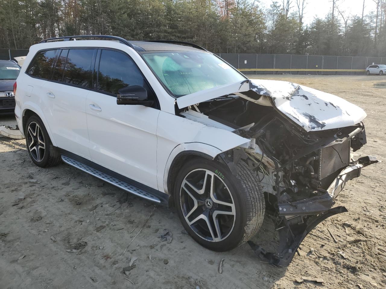 2018 Mercedes-Benz GLS-klasse VIN 4JGDF7DE0JB015355 Copart auction photo, front end damage thumbnail 4