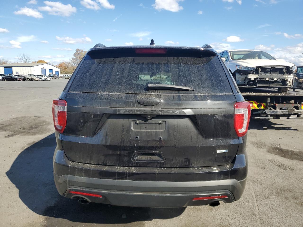 2017 Ford Explorer VIN 1FM5K8BH8HGC18638 Copart auction photo, front end damage thumbnail 6