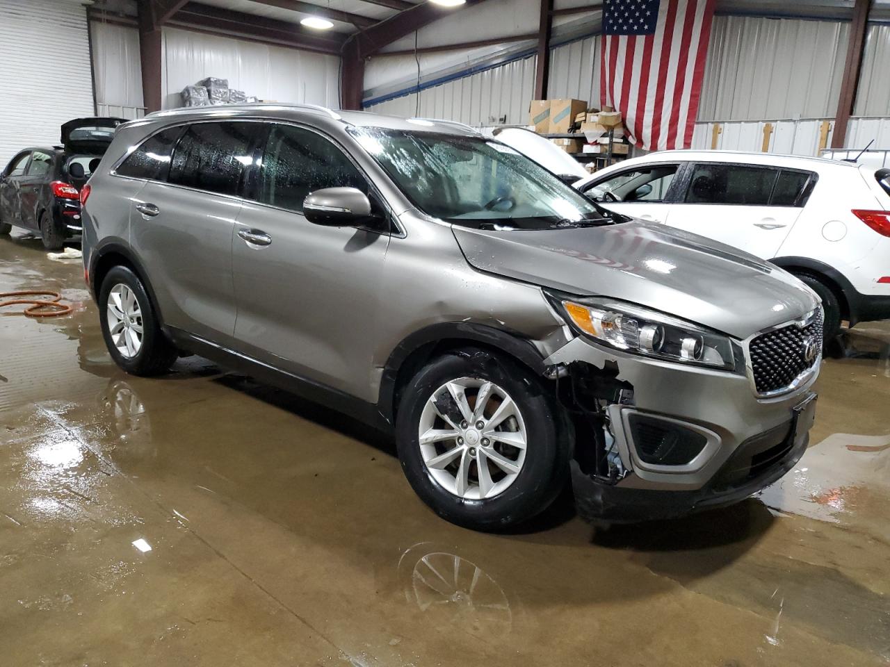 2017 KIA Sorento VIN 5XYPG4A37HG260508 Copart auction photo, front end damage thumbnail 4