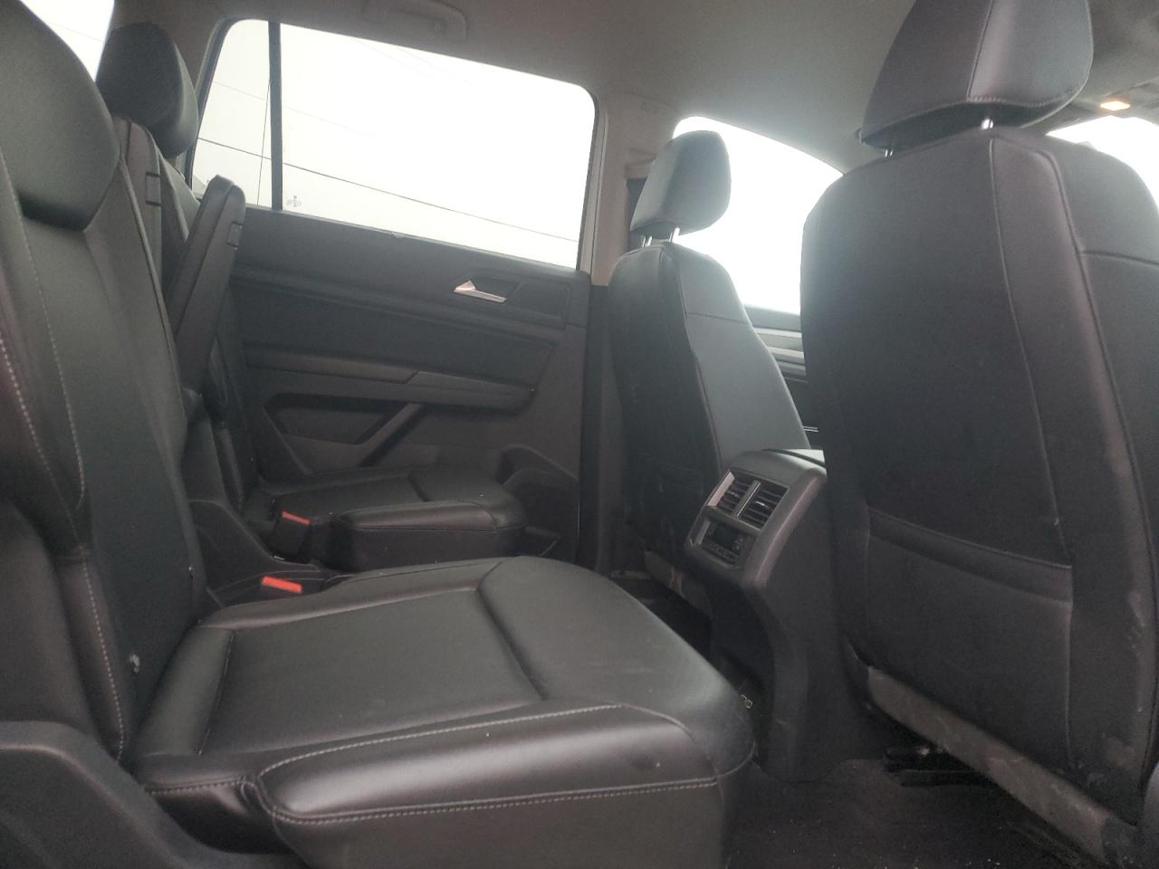 2020 Volkswagen Atlas VIN 1V2LR2CA2LC504425 Copart auction photo, front end damage thumbnail 11