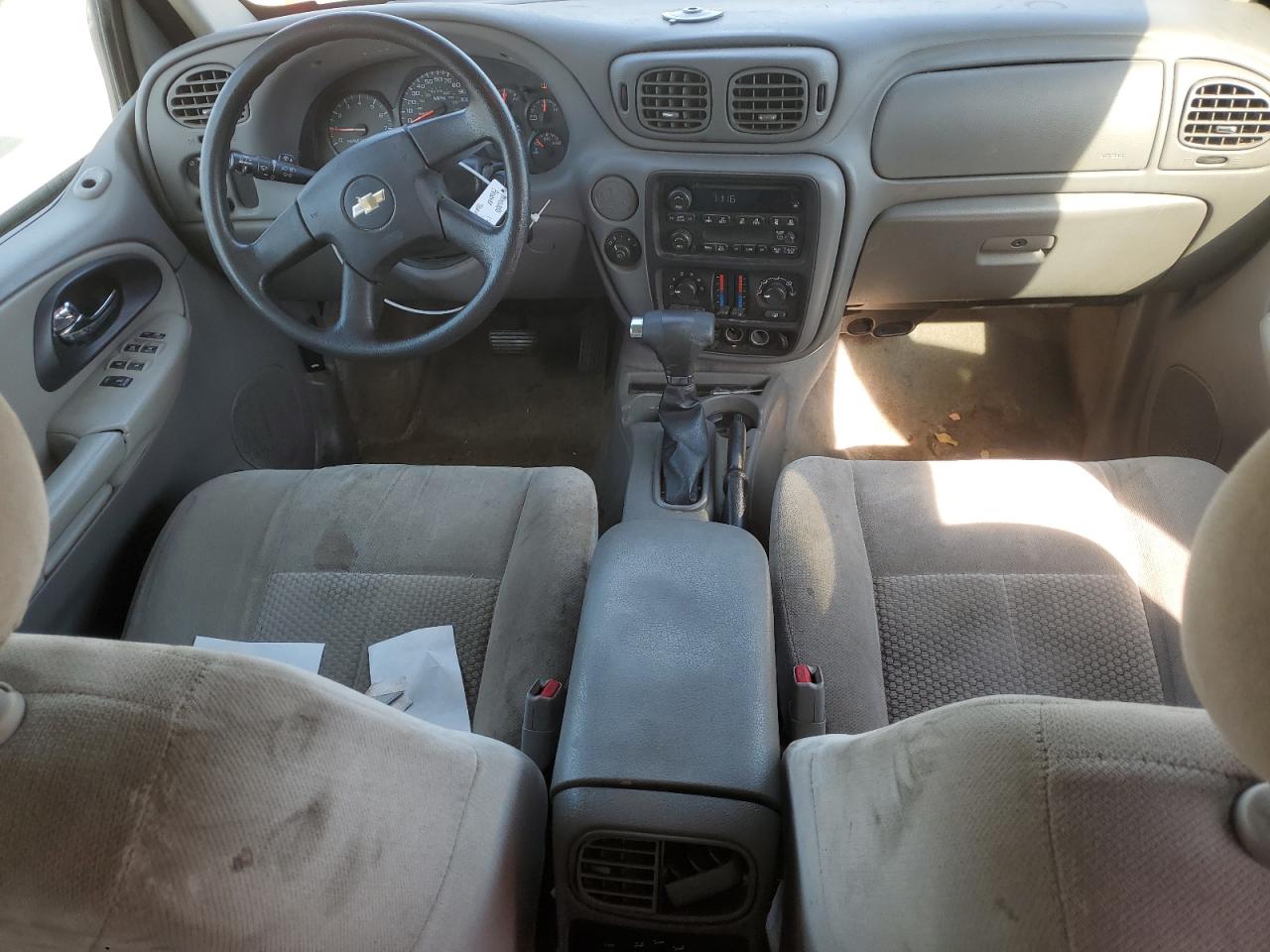 2007 Chevrolet TrailBlazer VIN 1GNDS13S772300266 Copart auction photo, side / front end damage thumbnail 8