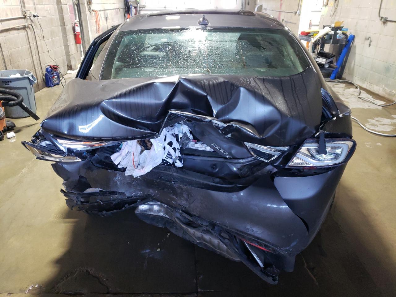 2016 Chrysler 200 VIN 1C3CCCEG0GN130776 Copart auction photo, rear end / side damage thumbnail 6