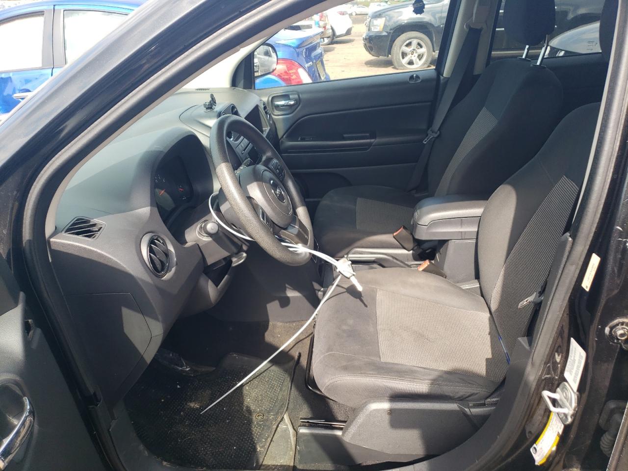2011 Jeep Compass VIN 1J4NT1FB7BD226943 Copart auction photo, front end damage thumbnail 7