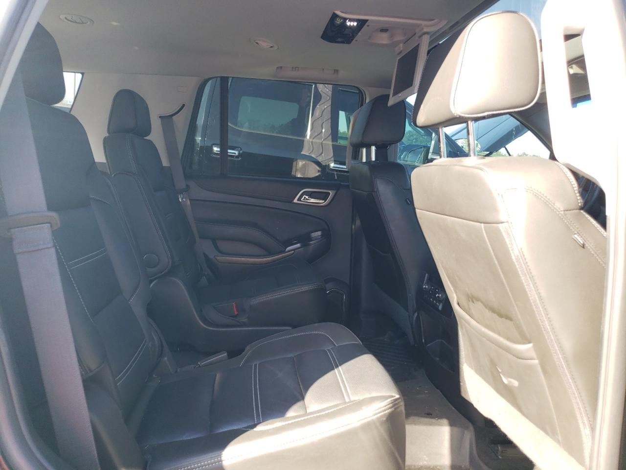 2018 GMC Yukon VIN 1GKS2CKJ3JR399711 Copart auction photo, rear end / side damage thumbnail 11