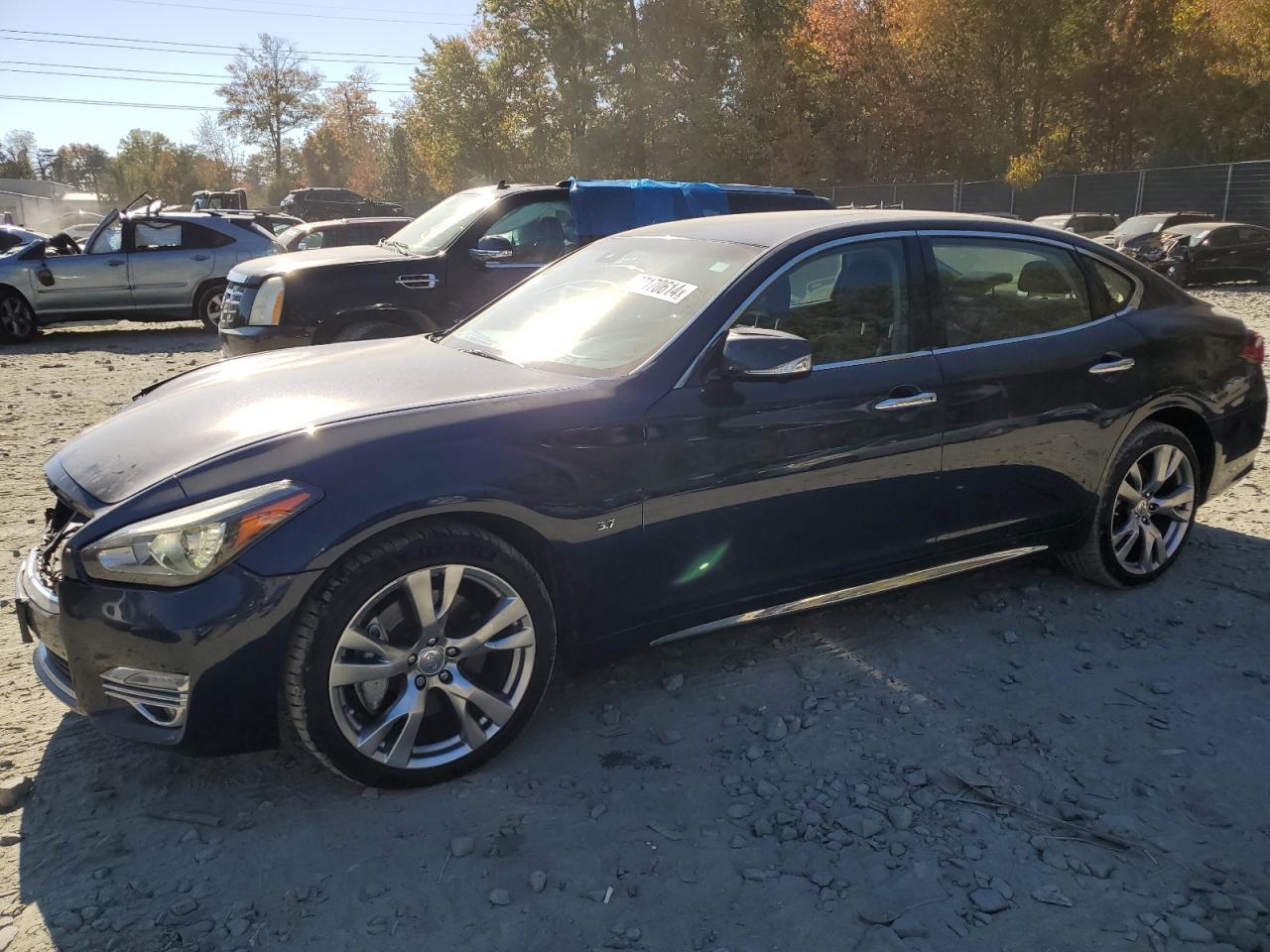 2018 Infiniti Q70 VIN JN1BY1PR6JM370328