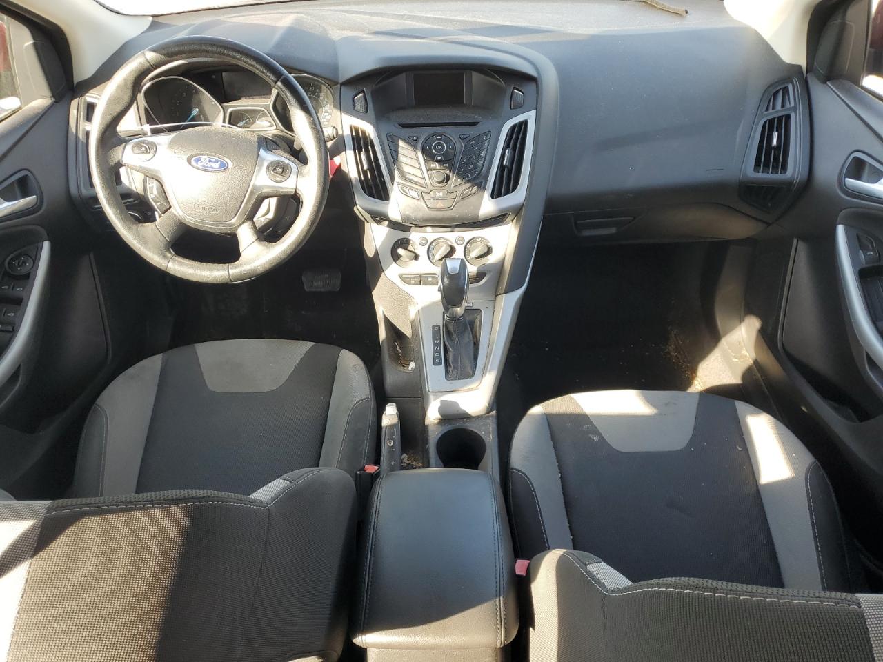 2012 Ford Focus VIN 1FAHP3K24CL323670 Copart auction photo, front end / side damage thumbnail 8