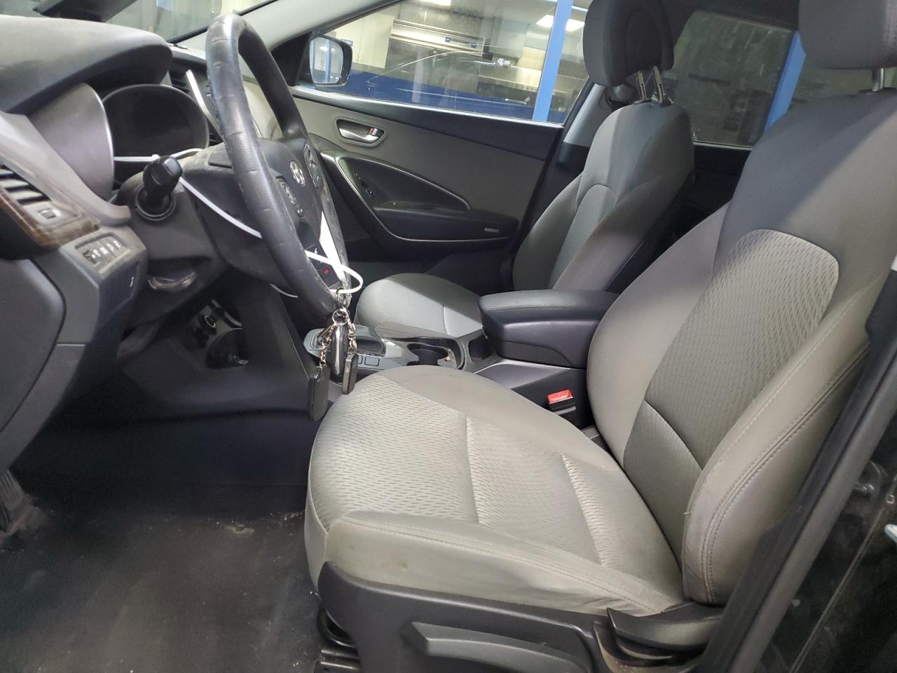 2017 Hyundai Santa Fe VIN 5NMZTDLB2HH000130 Copart auction photo, mechanical damage thumbnail 7