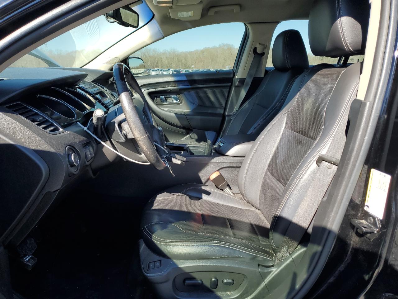 2011 Ford Taurus VIN 1FAHP2FW6BG188352 Copart auction photo, front end / minor dent/scratches damage thumbnail 7