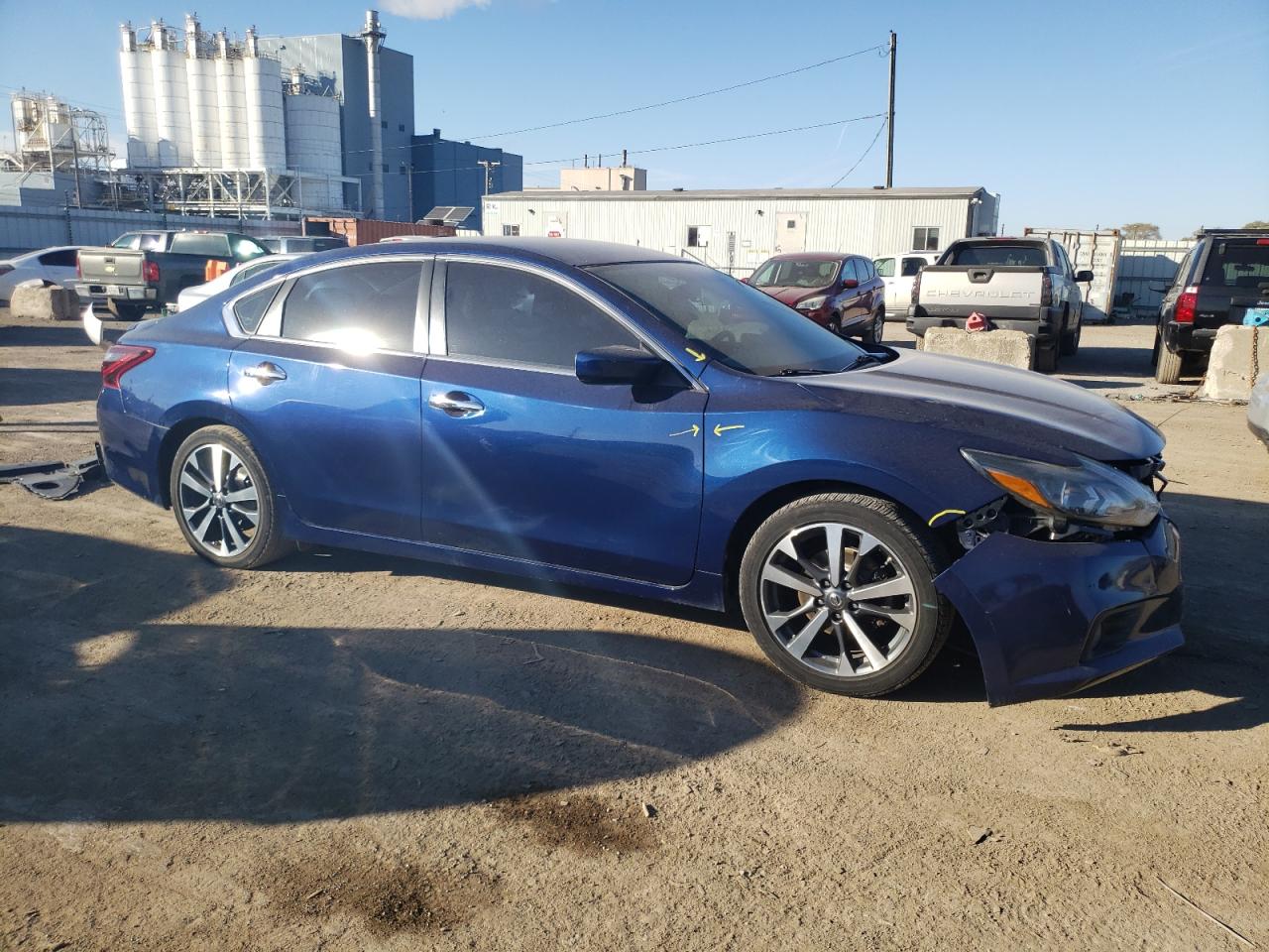 2017 Nissan Altima VIN 1N4AL3AP3HC121677 Copart auction photo, front end damage thumbnail 4