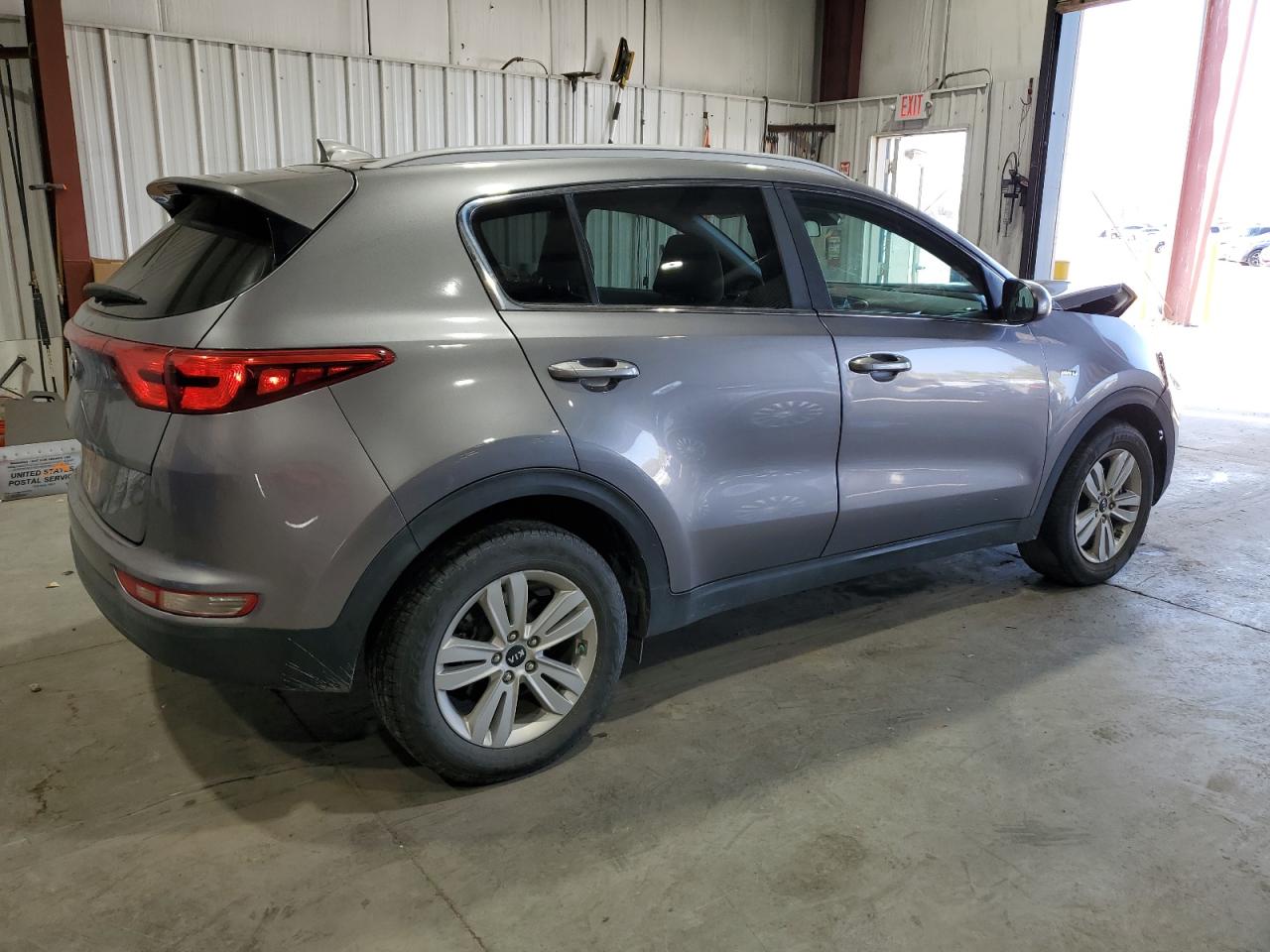 2017 KIA Sportage VIN KNDPMCAC8H7244799 Copart auction photo, front end damage thumbnail 3