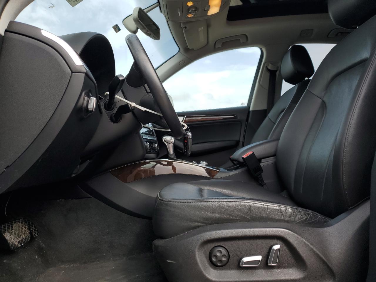 2013 Audi Q5 VIN WA1LFAFPXDA047360 Copart auction photo, front end / minor dent/scratches damage thumbnail 7