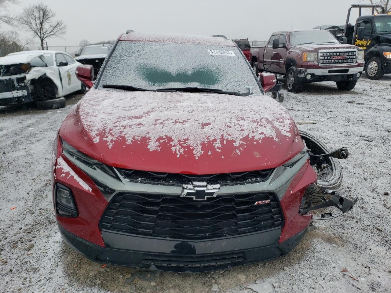 2021 Chevrolet Blazer VIN 3GNKBERS7MS584701 Copart auction photo, side / minor dent/scratches damage thumbnail 5