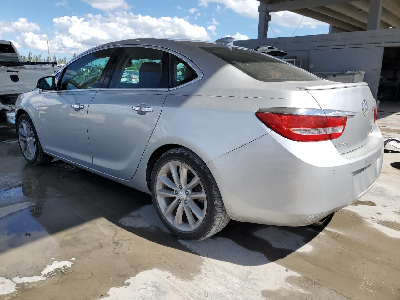 2016 Buick Verano VIN 1G4PS5SK2G4134253 Copart auction photo, front end / minor dent/scratches damage thumbnail 2