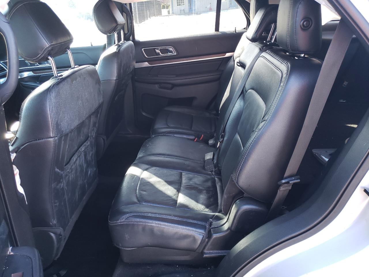 2017 Ford Explorer VIN 1FM5K8F89HGD24400 Copart auction photo, side / rear end damage thumbnail 11
