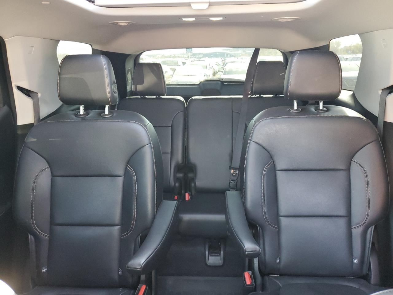 2018 Chevrolet Traverse VIN 1GNEVJKW9JJ266960 Copart auction photo, front end / mechanical damage thumbnail 10