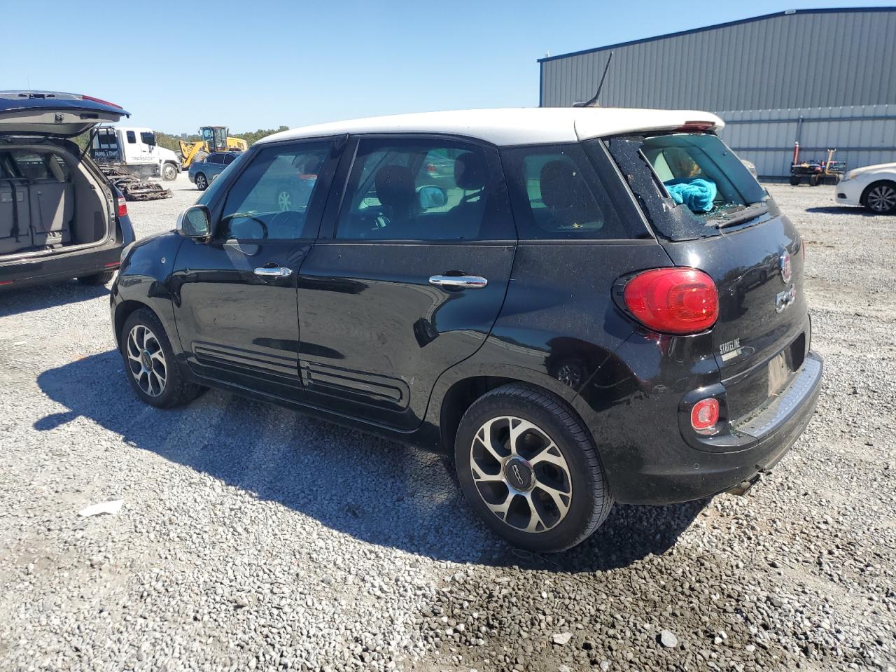 2015 Fiat 500 VIN ZFBCFABH6FZ035962 Copart auction photo, rear end / minor dent/scratches damage thumbnail 2