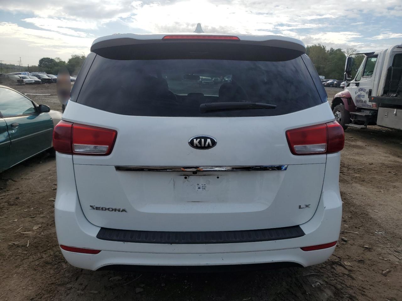 2015 KIA Sedona VIN KNDMB5C10F6059357 Copart auction photo, front end / undercarriage damage thumbnail 6