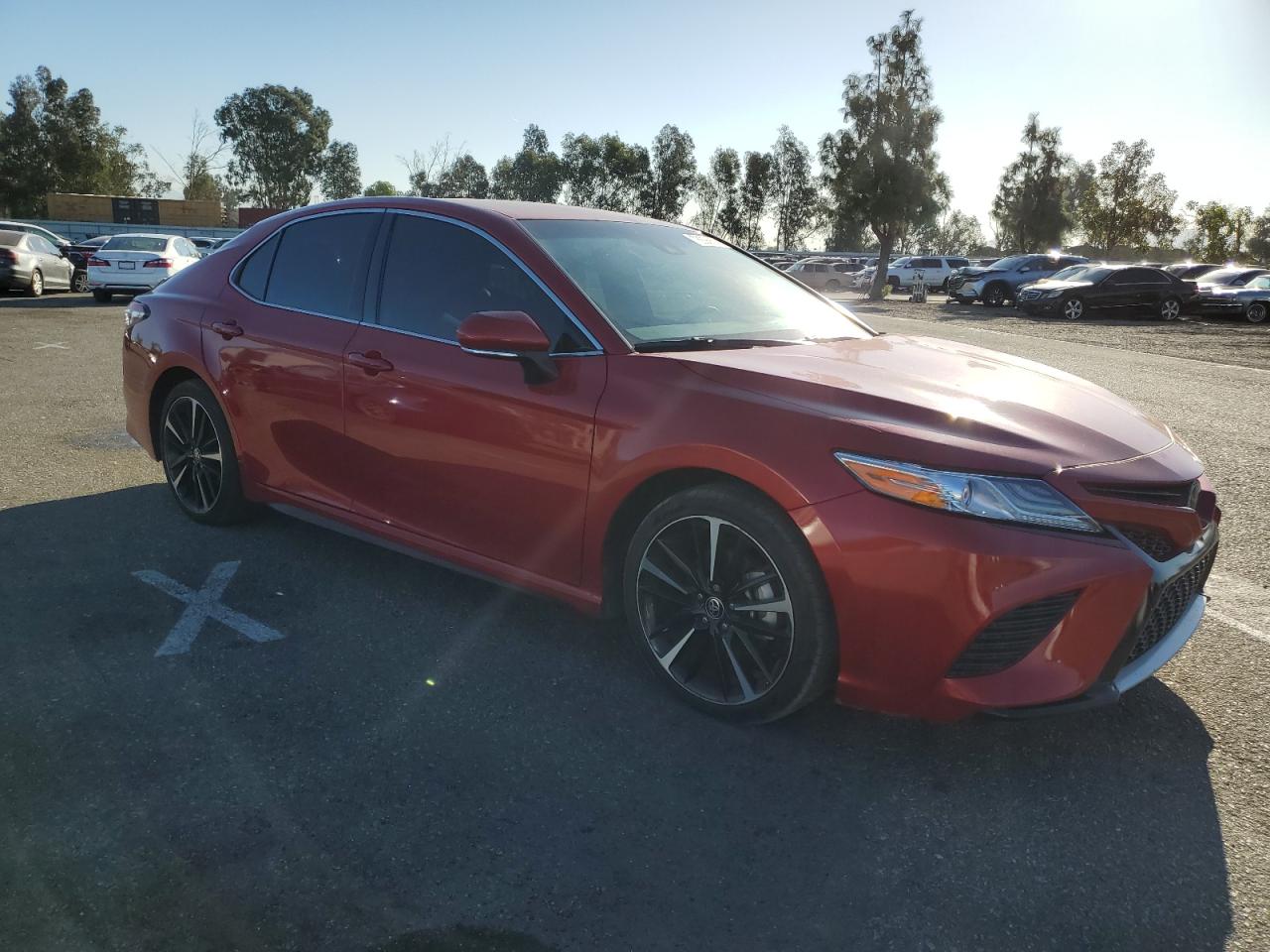 2020 Toyota Camry VIN 4T1K61AK0LU368118 Copart auction photo, minor dent/scratches damage thumbnail 4