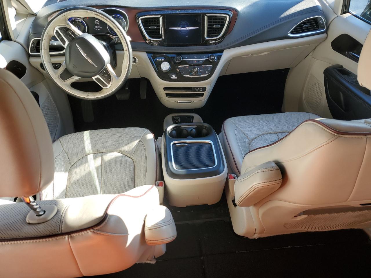 2020 Chrysler Pacifica VIN 2C4RC1GGXLR162879 Copart auction photo, all over / undercarriage damage thumbnail 8