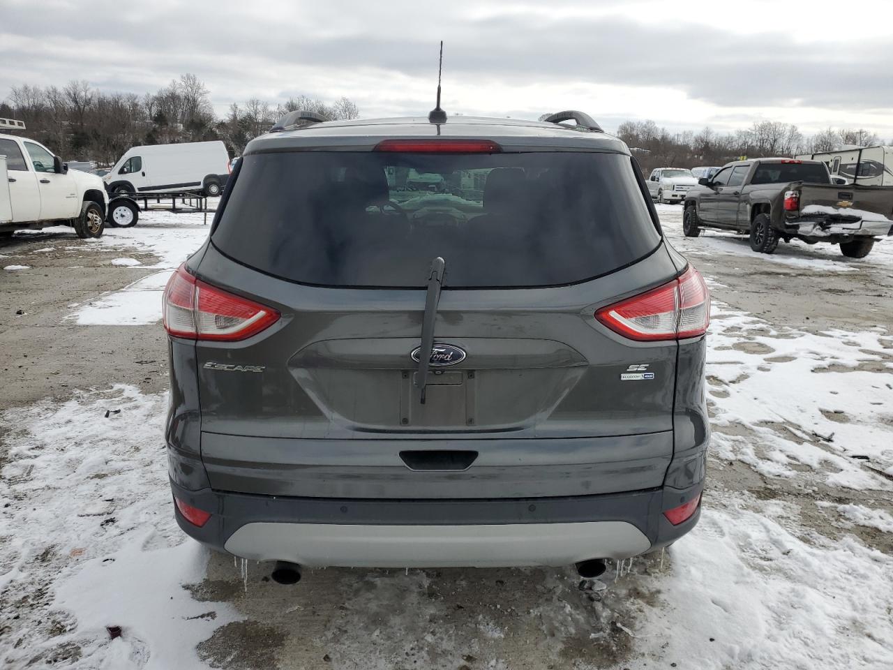 2016 Ford Escape VIN 1FMCU9GX4GUA06357 Copart auction photo, front end / side damage thumbnail 6