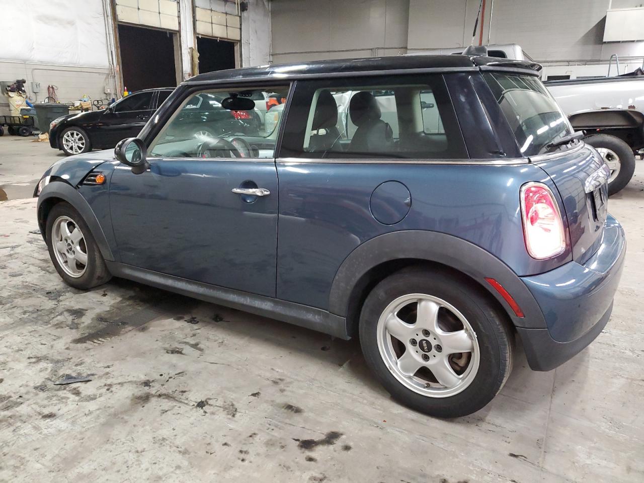 2011 MINI Cooper VIN WMWSU3C50BT251718 Copart auction photo, front end damage thumbnail 2