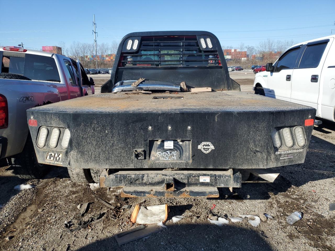 2001 Ford F350 VIN 1FTWW33F11EA13970 Copart auction photo, front end damage thumbnail 6