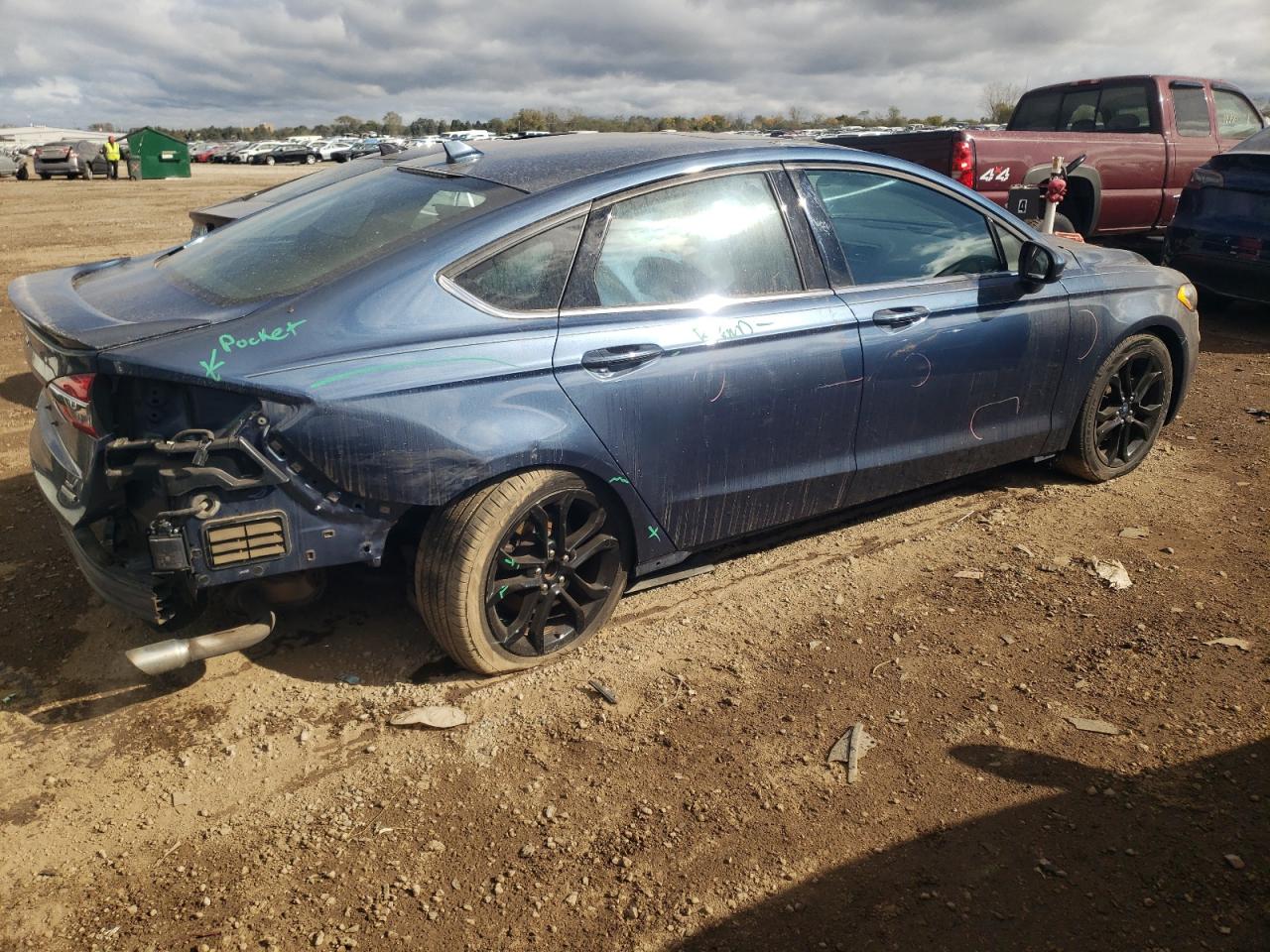2019 Ford Fusion VIN 3FA6P0HD7KR214084 Copart auction photo, rear end / minor dent/scratches damage thumbnail 3