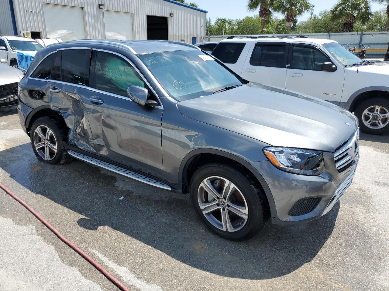 2019 Mercedes-Benz GLC VIN WDC0G4JB6KF667801 Copart auction photo, side / hail damage thumbnail 4