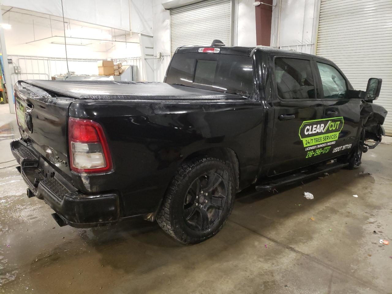 2020 RAM 1500 VIN 1C6SRFFT4LN369008 Copart auction photo, all over damage thumbnail 3
