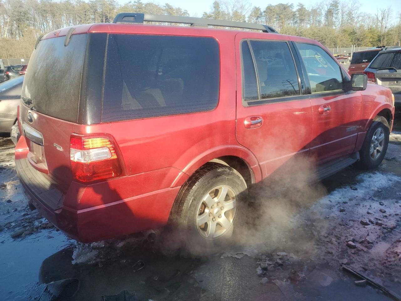 2008 Ford Expedition VIN 1FMFU15508LA32557 Copart auction photo, minor dent/scratches damage thumbnail 3