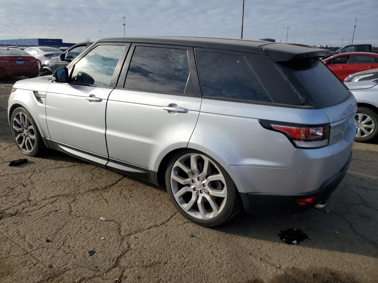 2015 Land Rover Range Rover VIN SALWG2VFXFA517638 Copart auction photo, unknown / side damage thumbnail 2