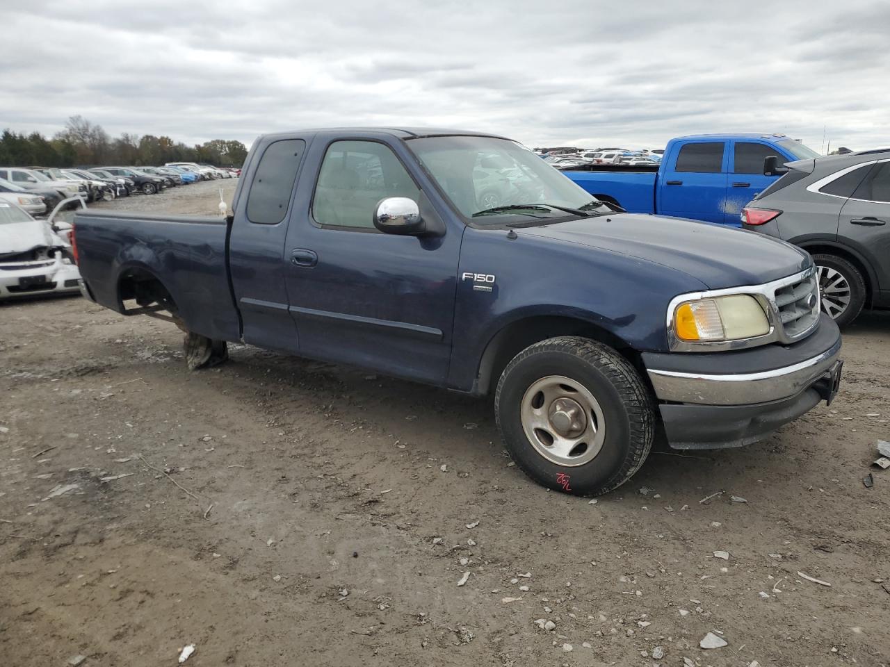 2002 Ford F-150 VIN 2FTRX17L32CB00243 Copart auction photo, undercarriage / mechanical damage thumbnail 4