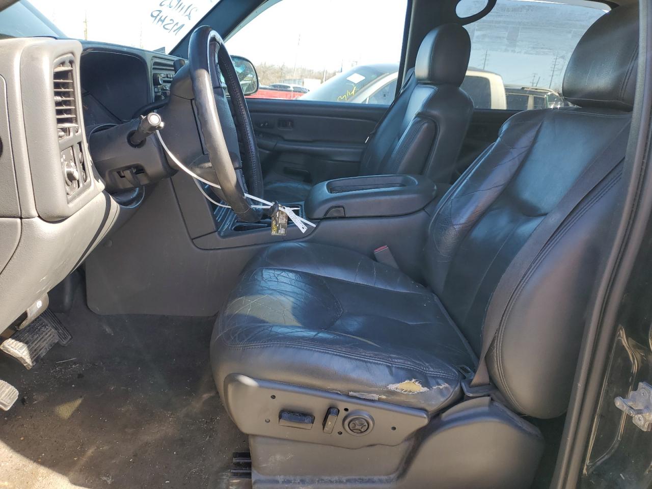 2004 Chevrolet Avalanche VIN 3GNEK12T04G269749 Copart auction photo, front end / side damage thumbnail 7