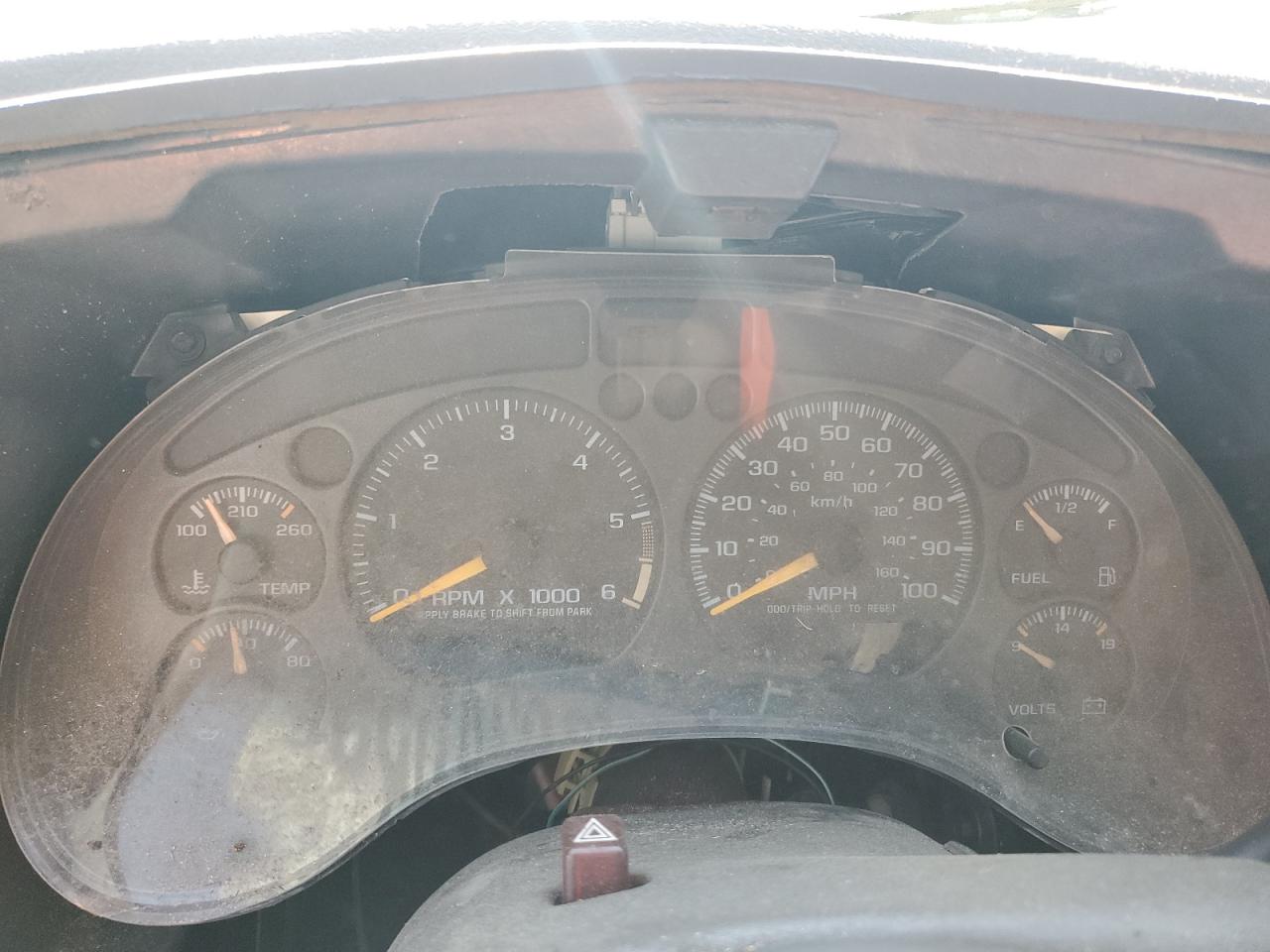 2000 GMC Sonoma VIN 1GTCS19W5Y8256989 Copart auction photo, rear end / all over damage thumbnail 9