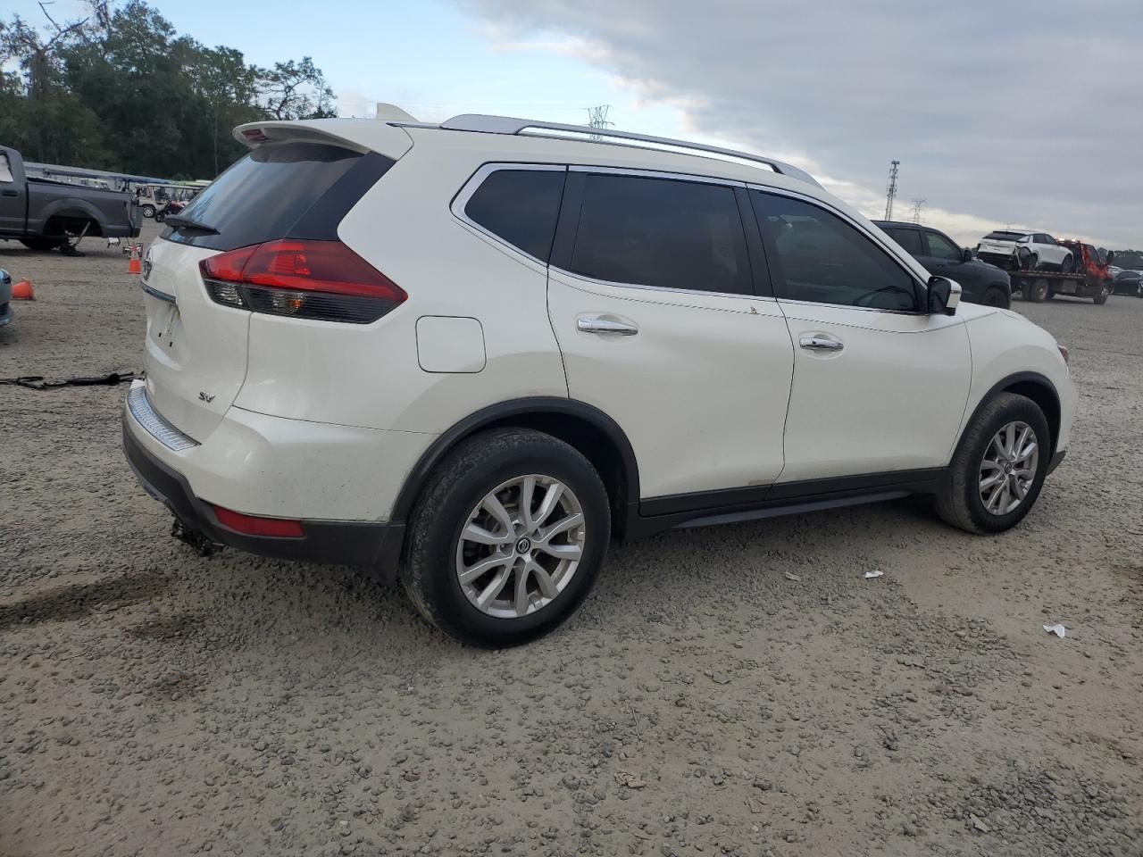 2018 Nissan Rogue VIN KNMAT2MT3JP577609 Copart auction photo, rear end / side damage thumbnail 3