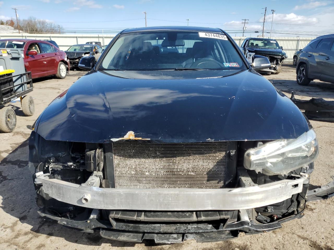 2016 BMW 3er VIN WBA8E5G58GNU19341 Copart auction photo, front end damage thumbnail 5
