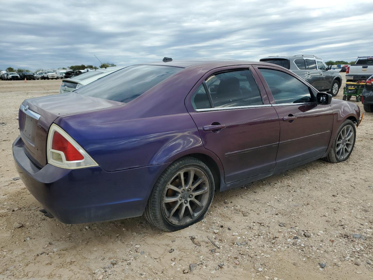 2009 Ford Fusion VIN 3FAHP08Z99R207569 Copart auction photo, front end / rear end damage thumbnail 3