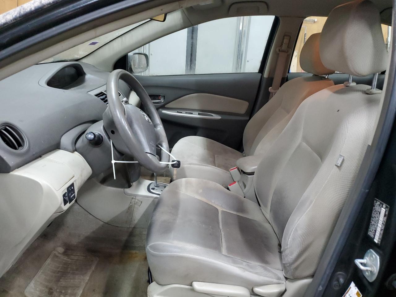 2009 Toyota Yaris VIN JTDBT903791329669 Copart auction photo, front end / minor dent/scratches damage thumbnail 7