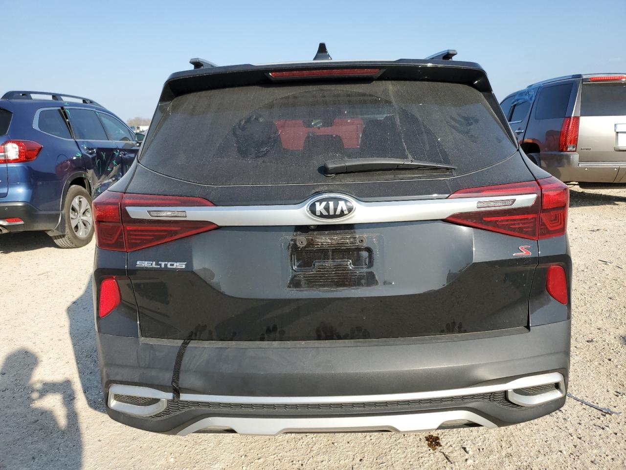 2021 KIA Seltos VIN KNDEUCAA8M7187505 Copart auction photo, side damage thumbnail 6