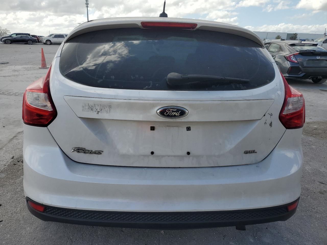 2012 Ford Focus VIN 1FAHP3M25CL289378 Copart auction photo, front end damage thumbnail 6
