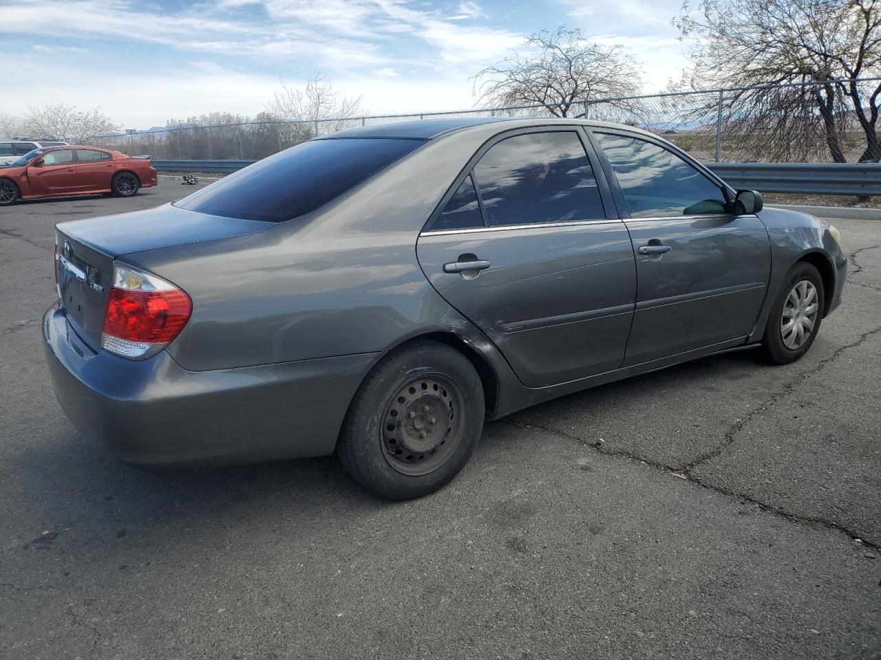 2005 Toyota Camry VIN 4T1BE32K25U989750 Copart auction photo, side damage thumbnail 3