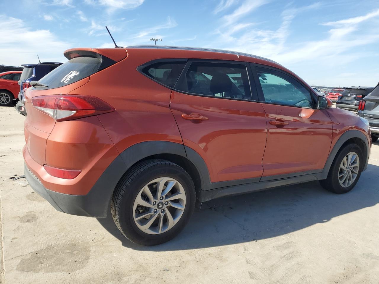2016 Hyundai Tucson VIN KM8J33A48GU127950 Copart auction photo, rear end damage thumbnail 3