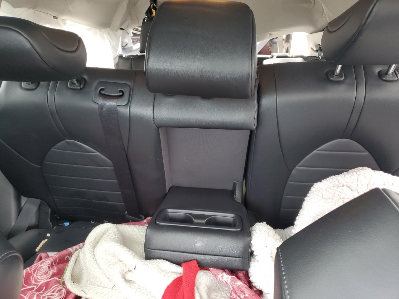 2022 Toyota Highlander VIN 5TDHZRBH5NS592001 Copart auction photo, rollover damage thumbnail 10