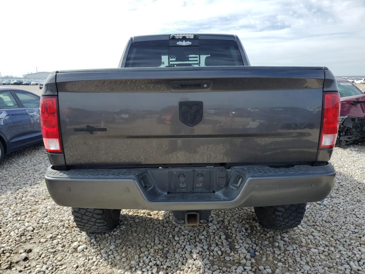 2017 RAM 2500 VIN 3C6UR5DL8HG569864 Copart auction photo, front end damage thumbnail 6