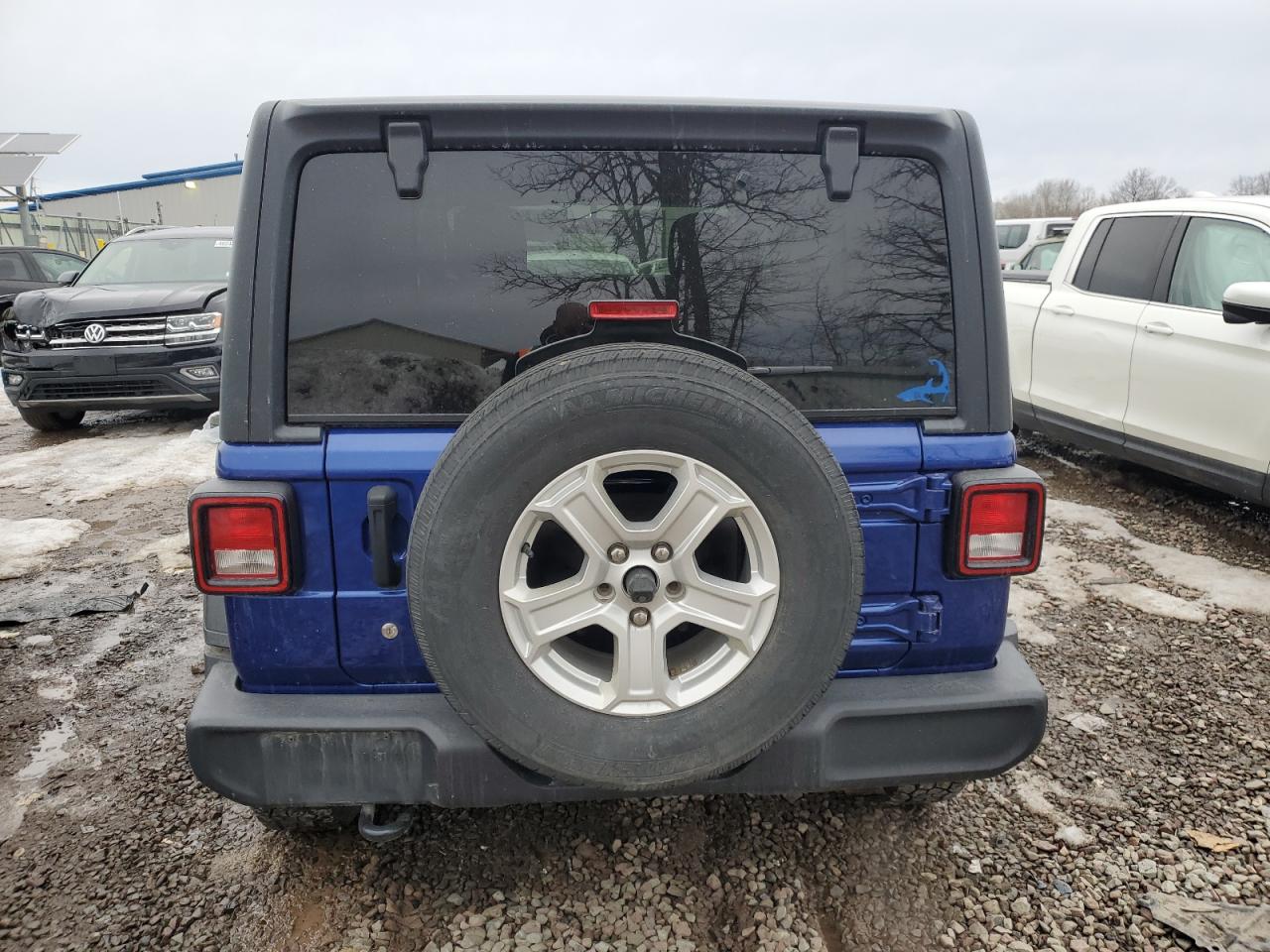 2020 Jeep Wrangler VIN 1C4HJXDN2LW138882 Copart auction photo, side damage thumbnail 6
