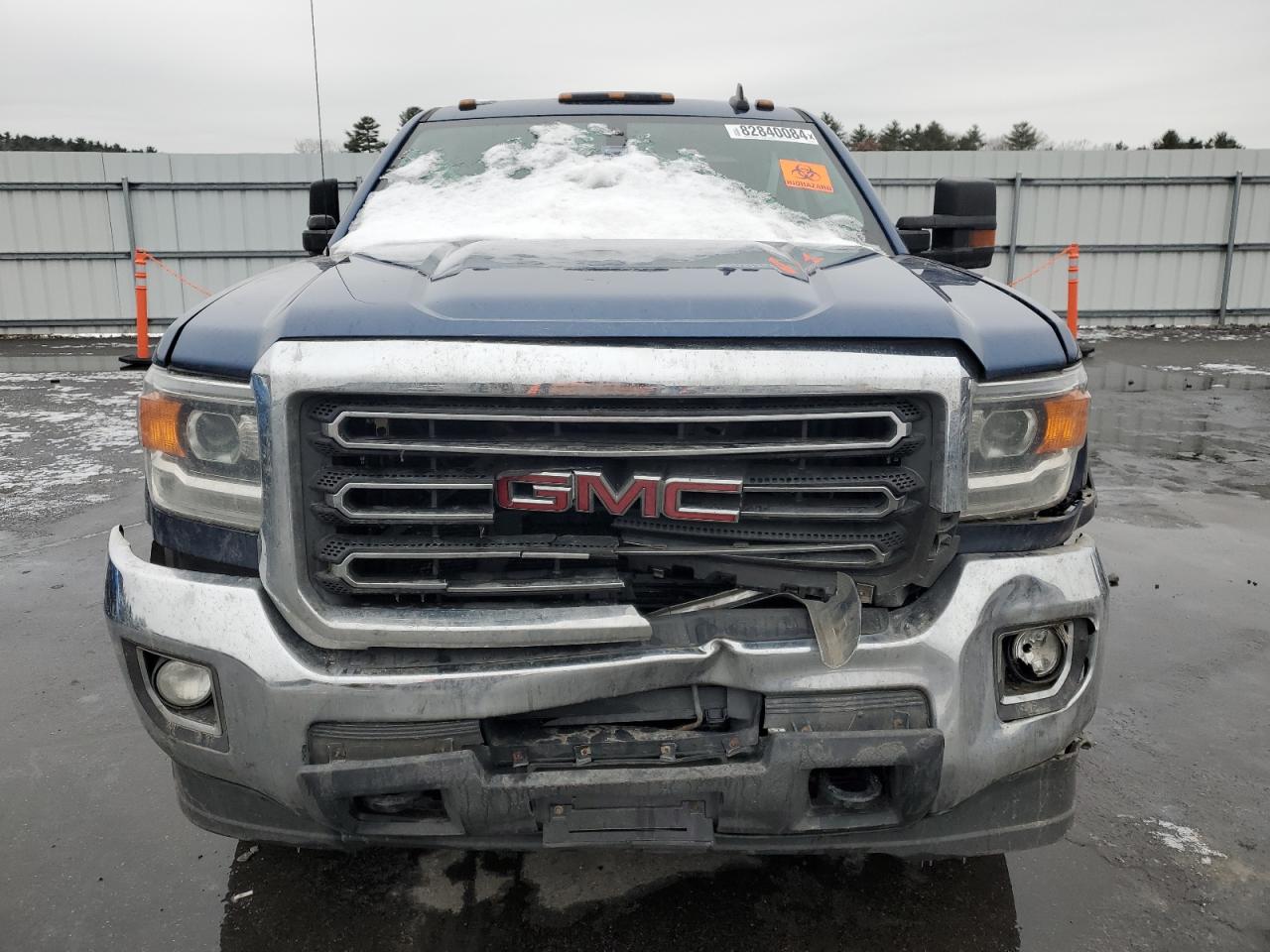 2017 GMC Sierra VIN 1GT22SEG8HZ358202 Copart auction photo, front end damage thumbnail 5